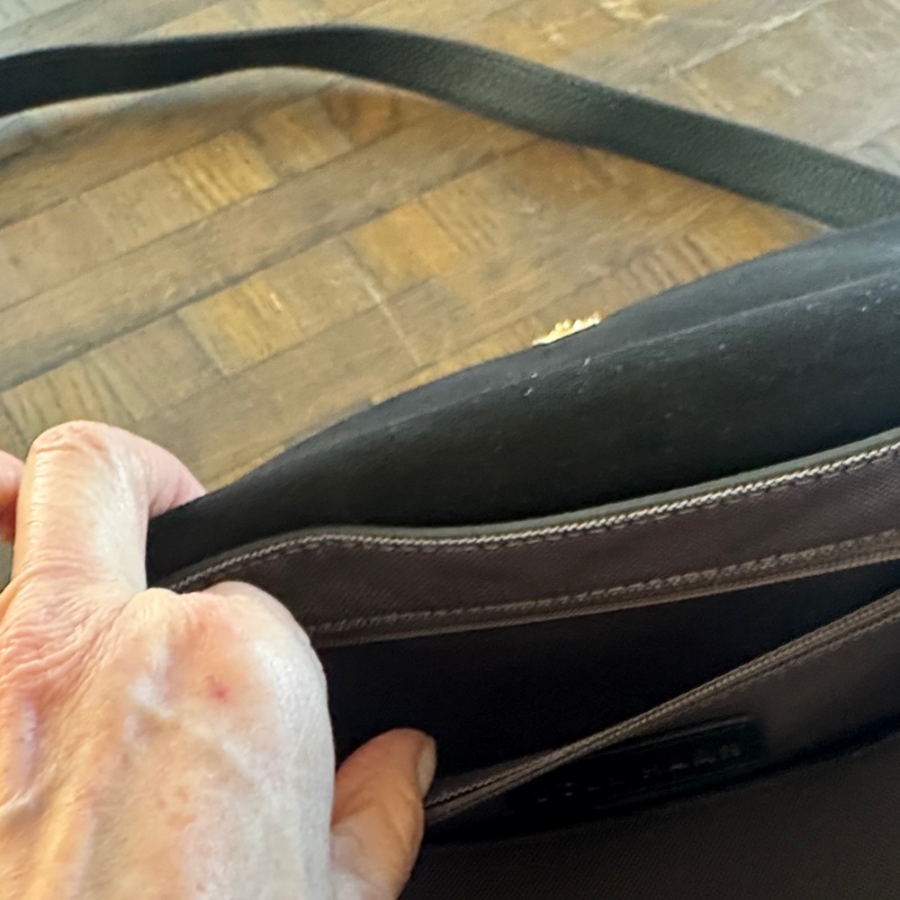 Cole Haan Black Leather Crossbody Bag, like new! - Picture 9 of 11